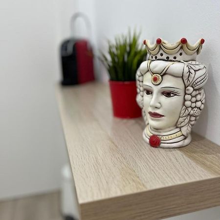 Dimora Sicula Guest House 卡塔尼亚 外观 照片